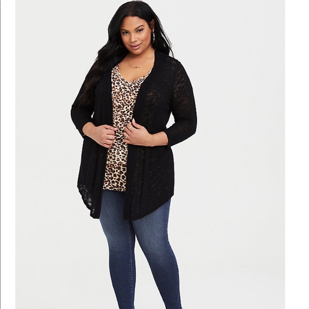 🖤🆕 NWOT Torrid Black Slub Cardigan